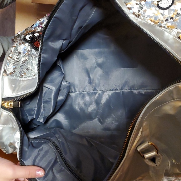 Sequins Duffel bag - Picture 11 of 12